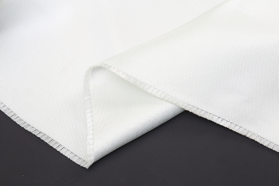 200 tissu de fibre de verre en verre 7628 E du gramme E principalement utilisé pour le stratifié plaqué de cuivre
