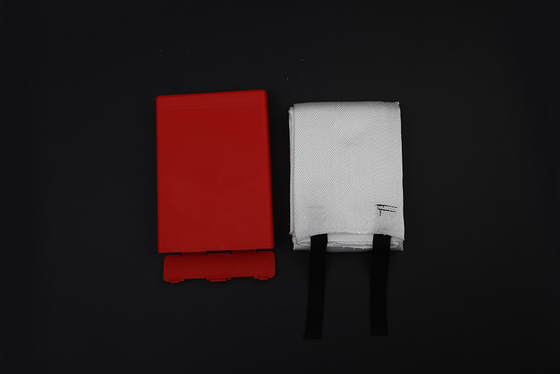 Les ABS pp noircissent la boîte moulage par par injection en plastique rouge