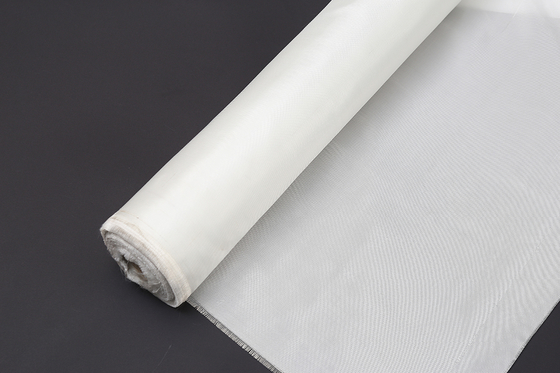 Tissez le modèle 1040 millimètres de fibre de verre de tissu de filtre pour l'emballage de sacs de collecte à la poussière